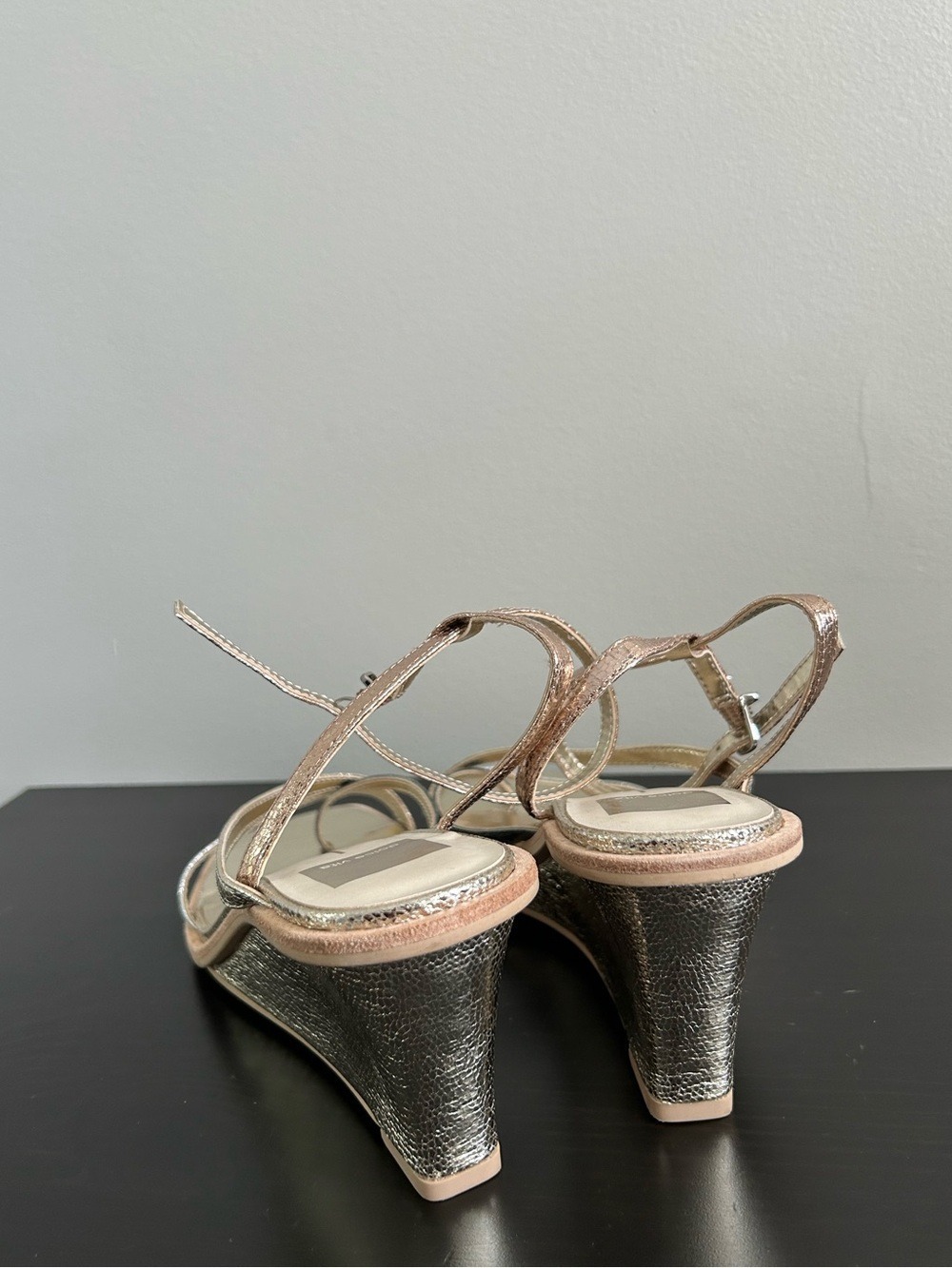 Dolce Vita Metallic Three-Tone Wedge Sandal - Rose Gold, Gold, Silver, Size 7.5 - Picture 14 of 14